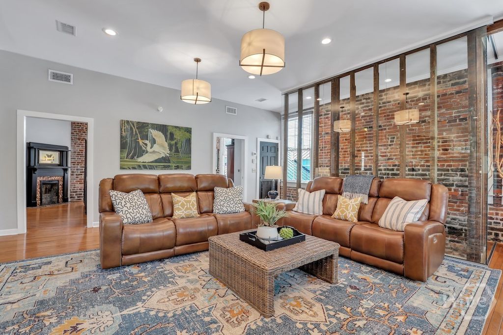 Image 38 of property listing at 1014 Abercorn Street, Savannah, GA 31401