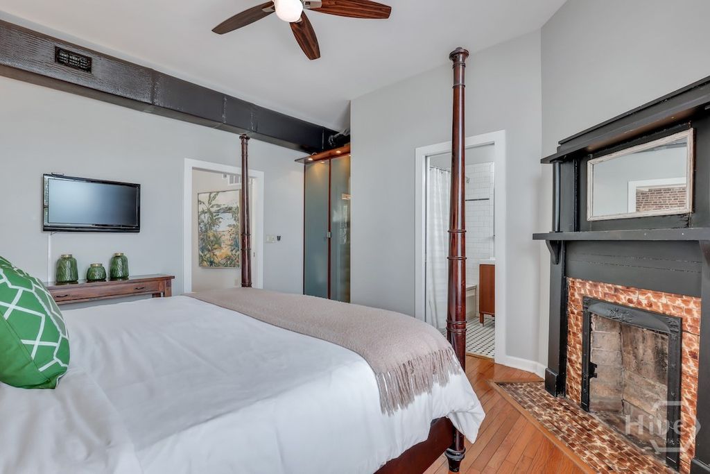 Image 47 of property listing at 1014 Abercorn Street, Savannah, GA 31401