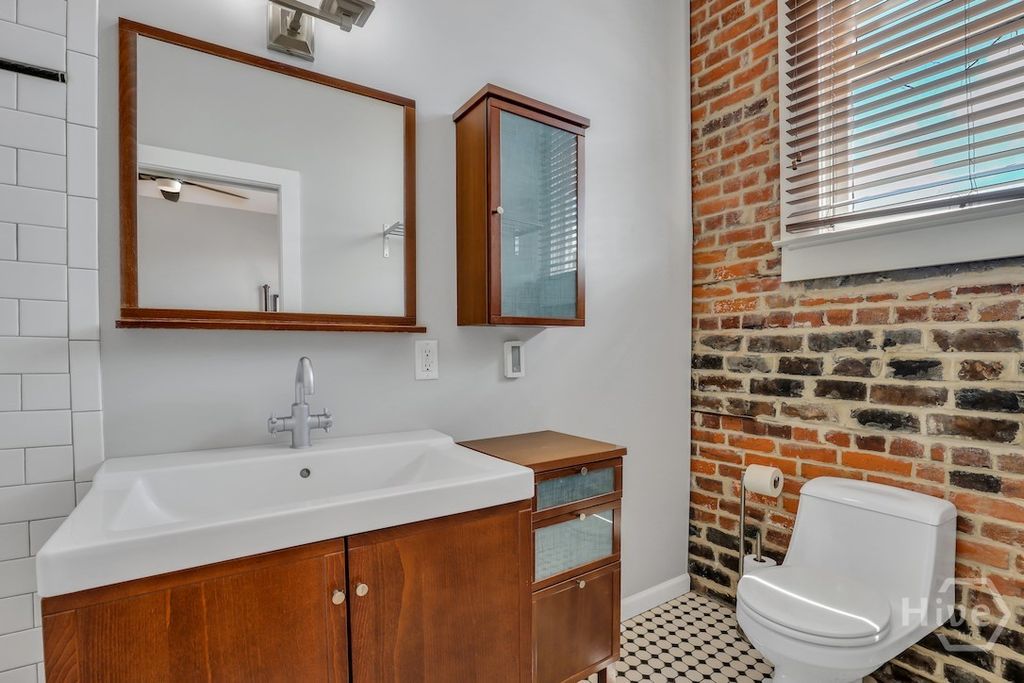 Image 49 of property listing at 1014 Abercorn Street, Savannah, GA 31401