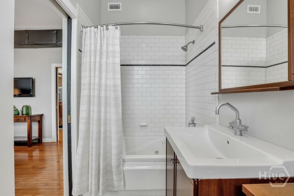 Image 50 of property listing at 1014 Abercorn Street, Savannah, GA 31401