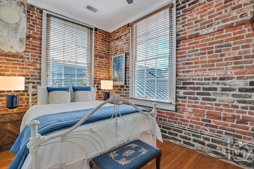 Image 51 of property listing at 1014 Abercorn Street, Savannah, GA 31401