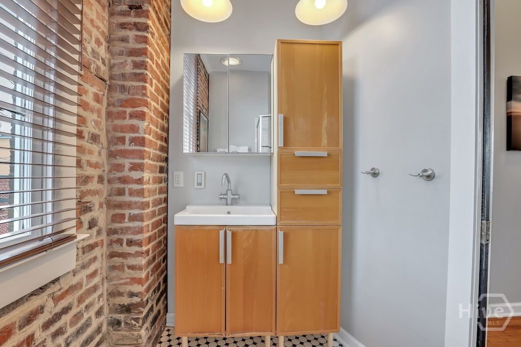 Image 60 of property listing at 1014 Abercorn Street, Savannah, GA 31401