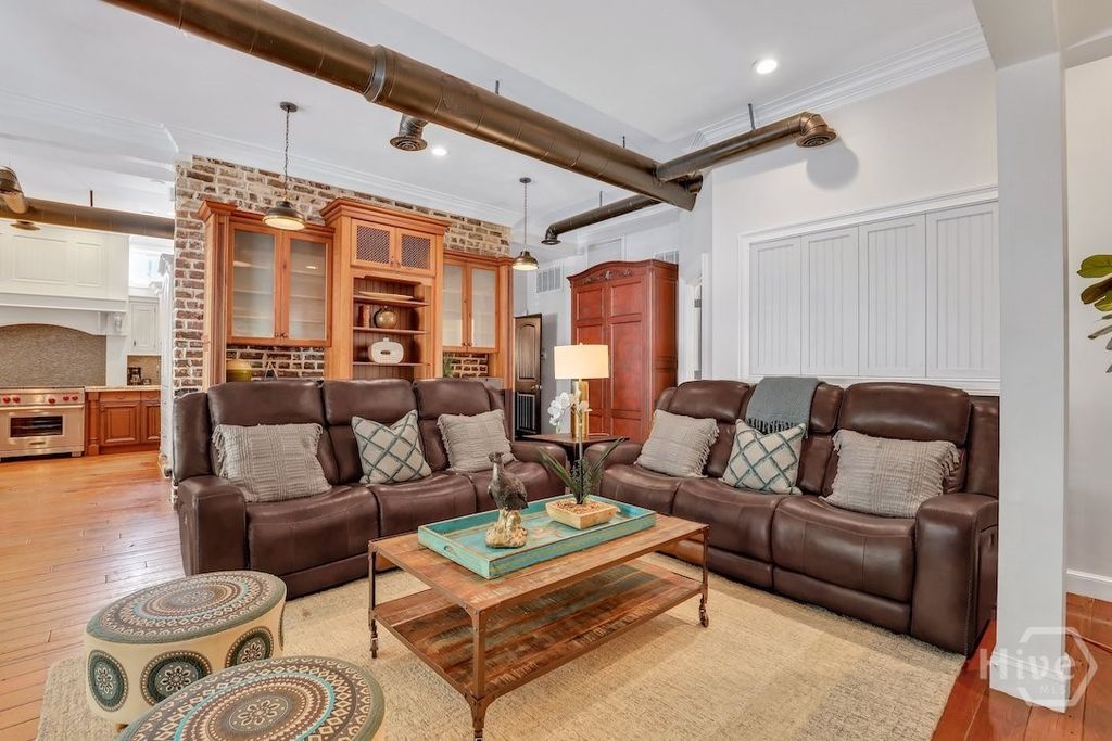 Image 69 of property listing at 1014 Abercorn Street, Savannah, GA 31401