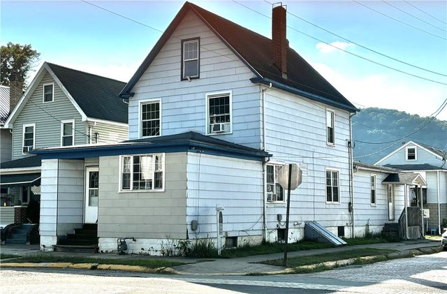 1239 6th Ave, Ford City Boro, PA 16226