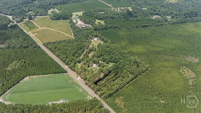 535 Wilma Edwards Road, Pembroke, GA 31321