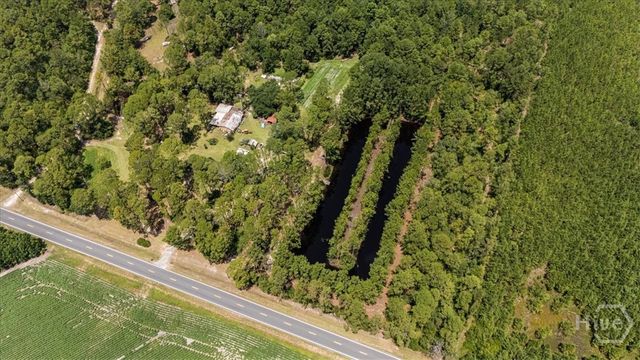 535 Wilma Edwards Road, Pembroke, GA 31321