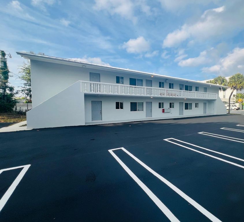 206 SE 1st Avenue 5, Delray Beach, FL 33444
