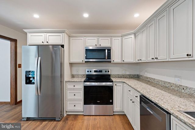 19 PINE LN, North East, MD 21901