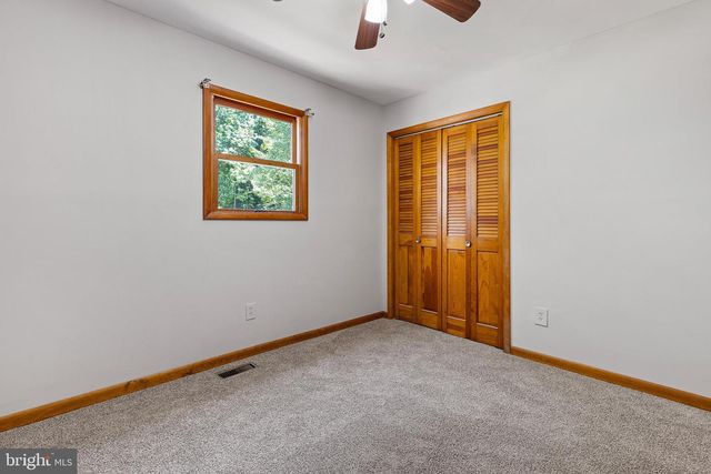 19 PINE LN, North East, MD 21901