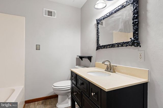 19 PINE LN, North East, MD 21901