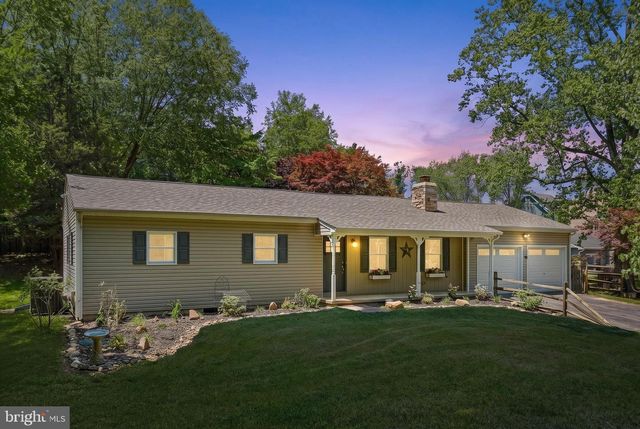 19 PINE LN, North East, MD 21901
