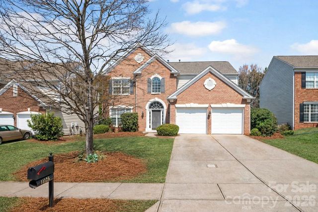 11126 Maplehurst Drive, Charlotte, NC 28277