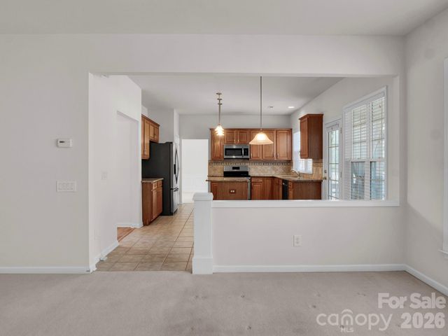 11126 Maplehurst Drive, Charlotte, NC 28277