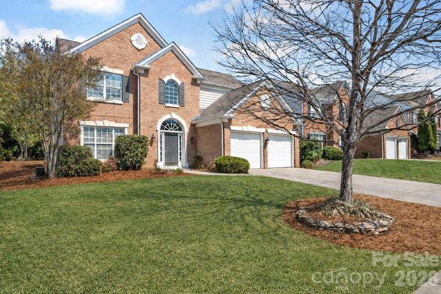 11126 Maplehurst Drive, Charlotte, NC 28277