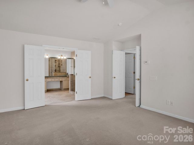 11126 Maplehurst Drive, Charlotte, NC 28277