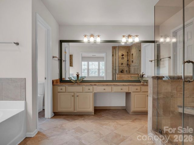 11126 Maplehurst Drive, Charlotte, NC 28277