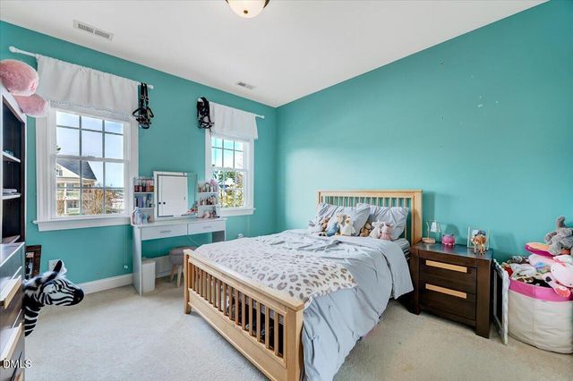 101 Foxdale Grant Court, Cary, NC 27519