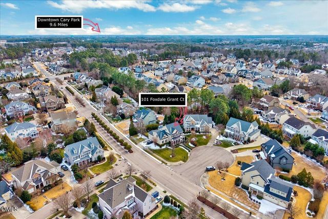 101 Foxdale Grant Court, Cary, NC 27519