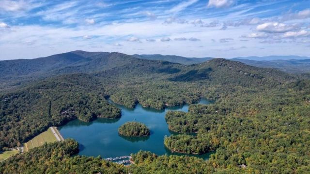 490 Wedgewood Drive, Big Canoe, GA 30143