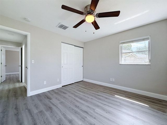 307 87TH AVENUE NE, St Petersburg, FL 33702