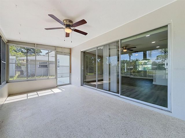307 87TH AVENUE NE, St Petersburg, FL 33702