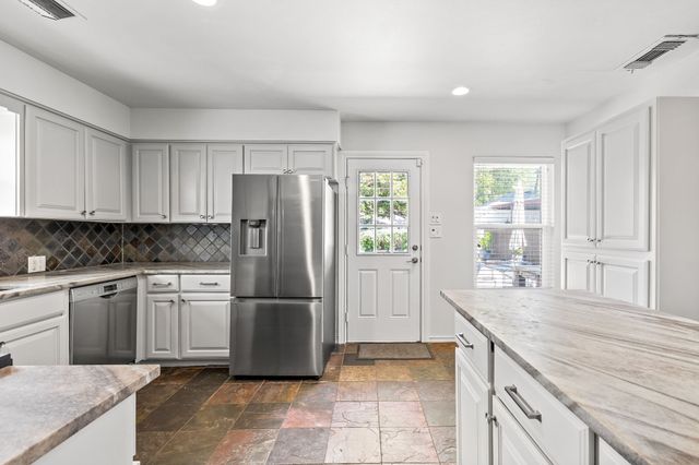 6211 Marquita Avenue, Dallas, TX 75214