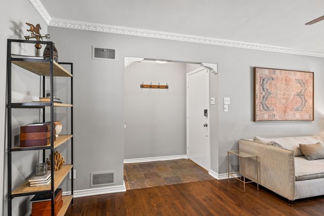 6211 Marquita Avenue, Dallas, TX 75214