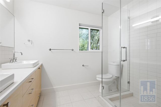 2703 Burleson RD, Austin, TX 78741