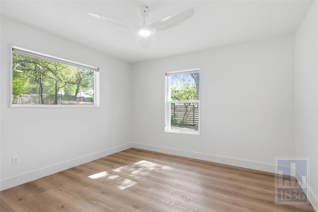 2703 Burleson RD, Austin, TX 78741