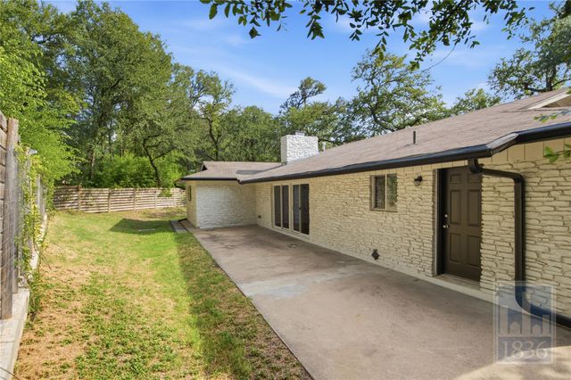 2703 Burleson RD, Austin, TX 78741