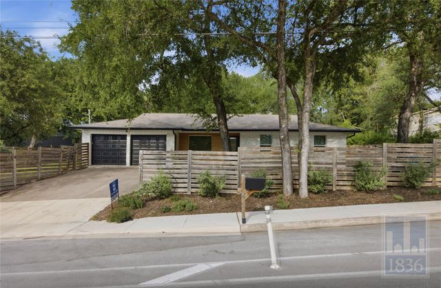 2703 Burleson RD, Austin, TX 78741