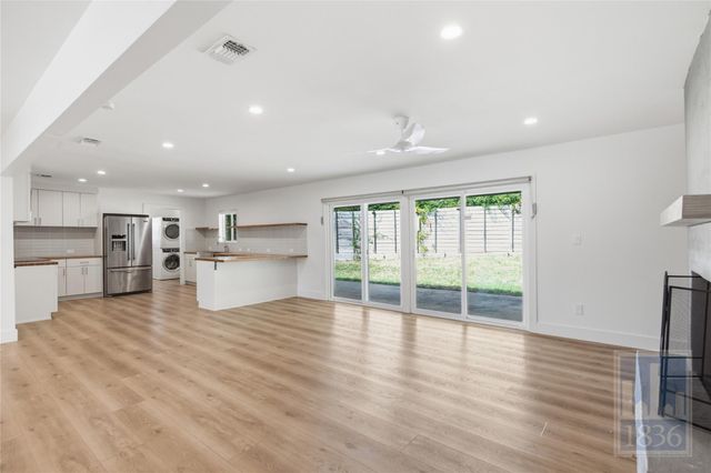 2703 Burleson RD, Austin, TX 78741