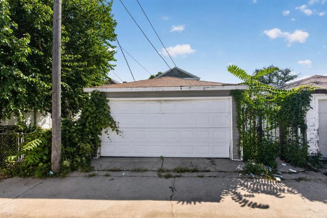 7820 S Rhodes Avenue, Chicago, IL 60619