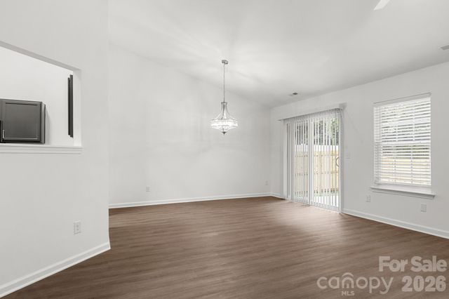 1940 Waters Trail Drive, Charlotte, NC 28216