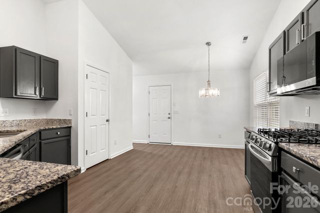 1940 Waters Trail Drive, Charlotte, NC 28216