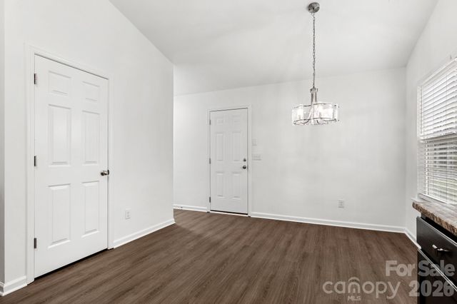 1940 Waters Trail Drive, Charlotte, NC 28216