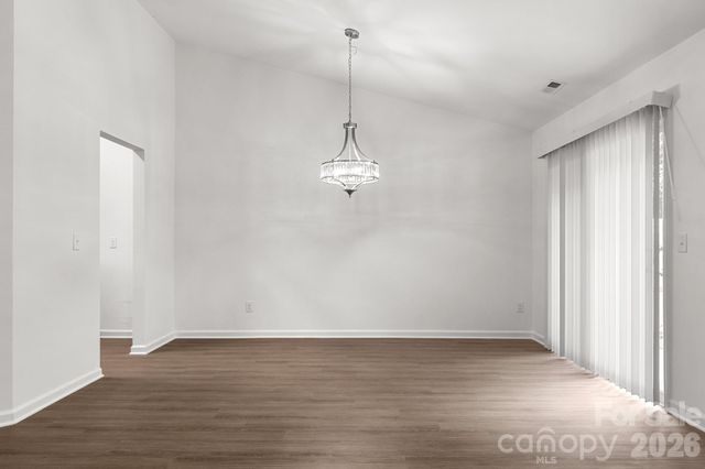 1940 Waters Trail Drive, Charlotte, NC 28216