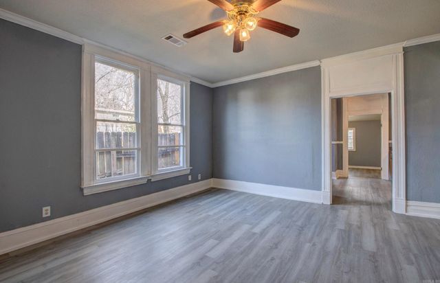 1019 Booker Street, Little Rock, AR 72204