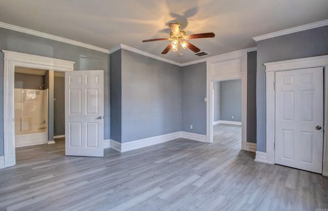 1019 Booker Street, Little Rock, AR 72204