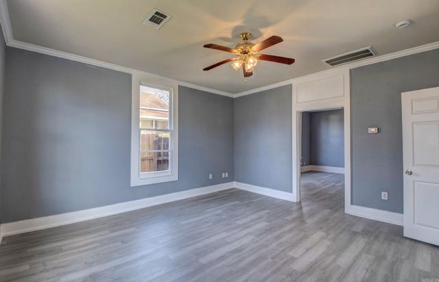 1019 Booker Street, Little Rock, AR 72204