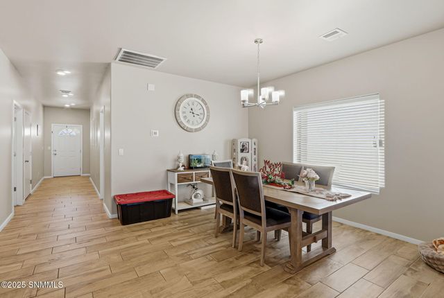 3933 Santa Sophia Road, Las Cruces, NM 88012