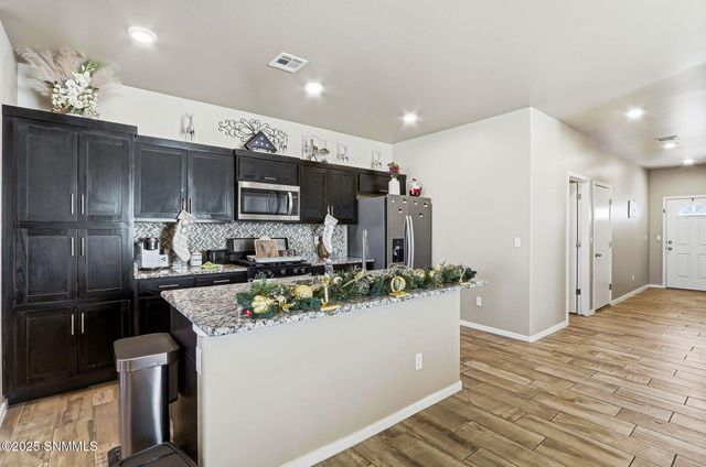 3933 Santa Sophia Road, Las Cruces, NM 88012