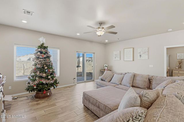 3933 Santa Sophia Road, Las Cruces, NM 88012