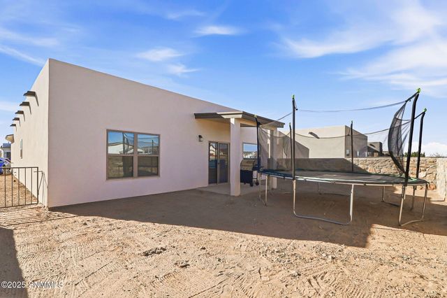 3933 Santa Sophia Road, Las Cruces, NM 88012
