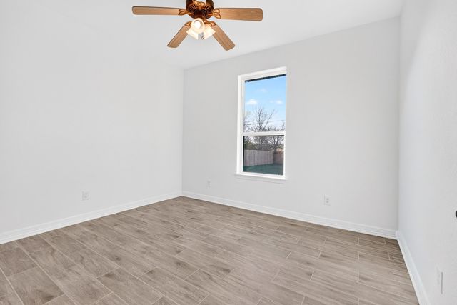 136 Spring Meadow Lane, Belton, TX 76513