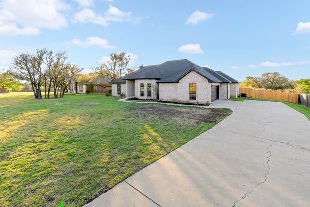 136 Spring Meadow Lane, Belton, TX 76513
