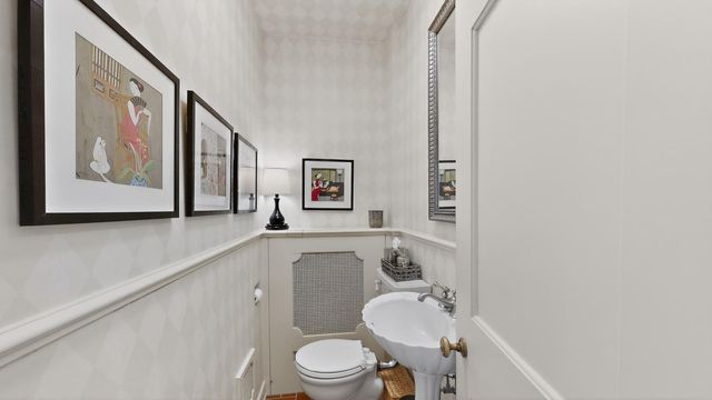 726 10th Avenue SW, Rochester, MN 55902