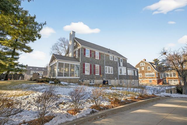 726 10th Avenue SW, Rochester, MN 55902