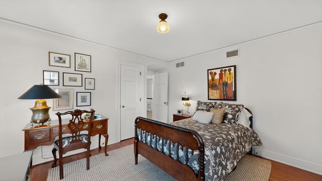 726 10th Avenue SW, Rochester, MN 55902