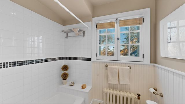 726 10th Avenue SW, Rochester, MN 55902